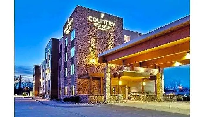 Country & By Radisson, Southeast Hotel Springfield