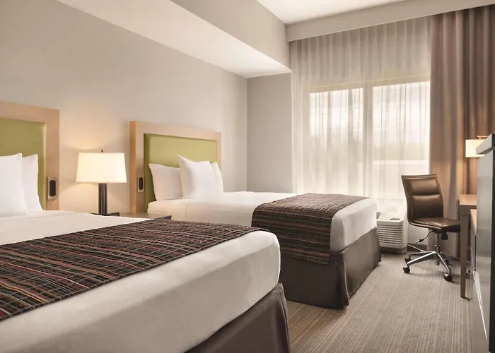 Country & By Radisson, Southeast Hotel
