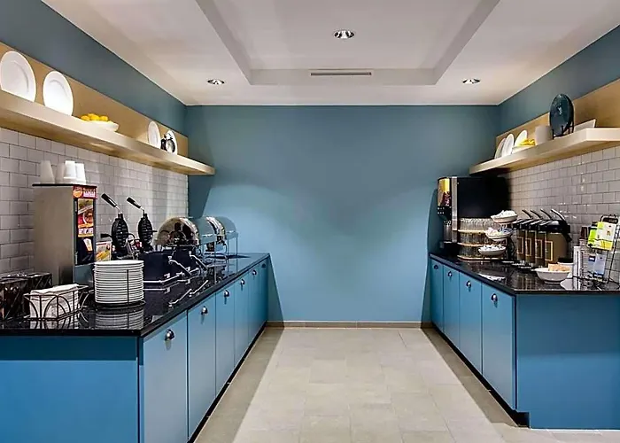 Country & By Radisson, Southeast Hotel 3*
