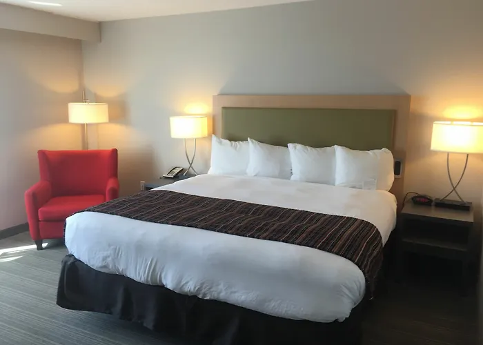 Hotel Country & By Radisson, Southeast